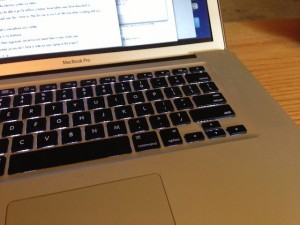 Apple laptop